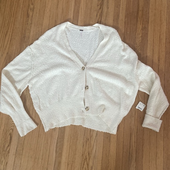 NEW Free People Found My Friend Cardi in Cream - Picture 6 of 10